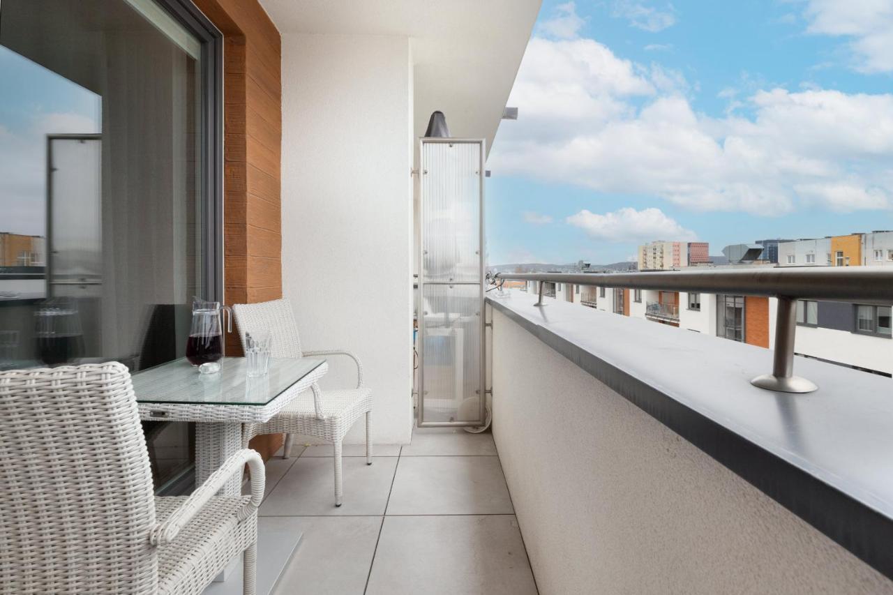 Superior Apartment With Balcony & Parking Gdansk By Noclegi Renters Prestige Exterior foto